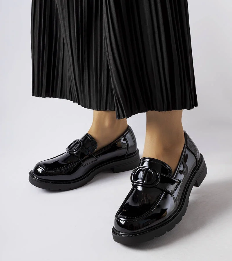 Fekete fényes cipők Scranton