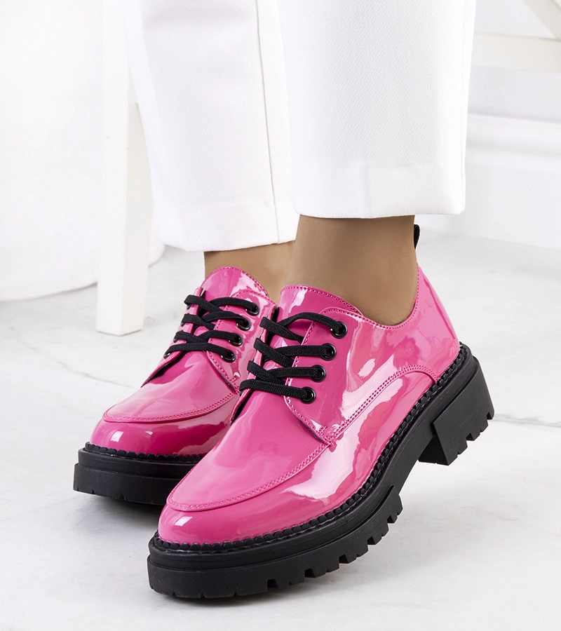 Rózsaszín lakkozott cipők Tianna