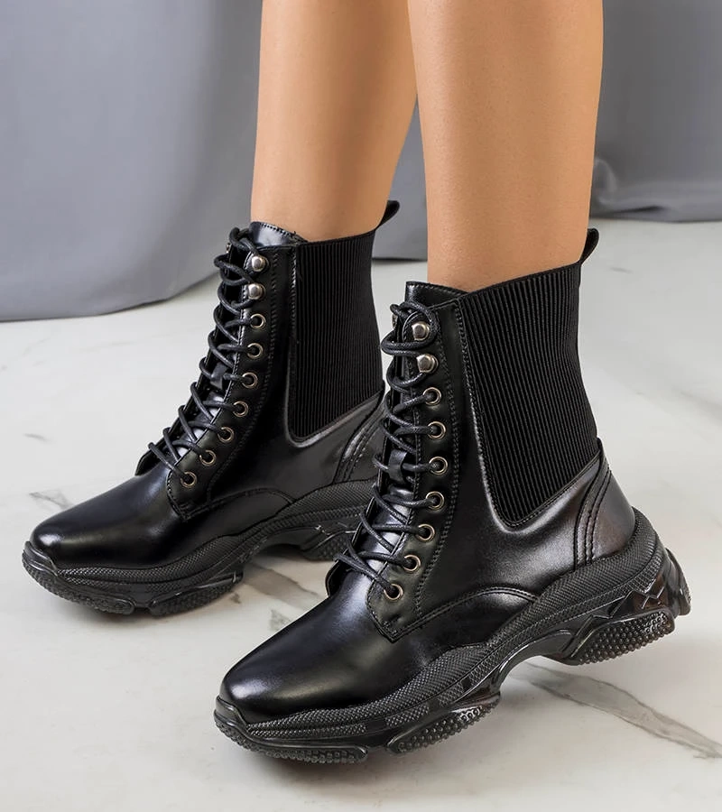 Fekete bokacsizma Sedile