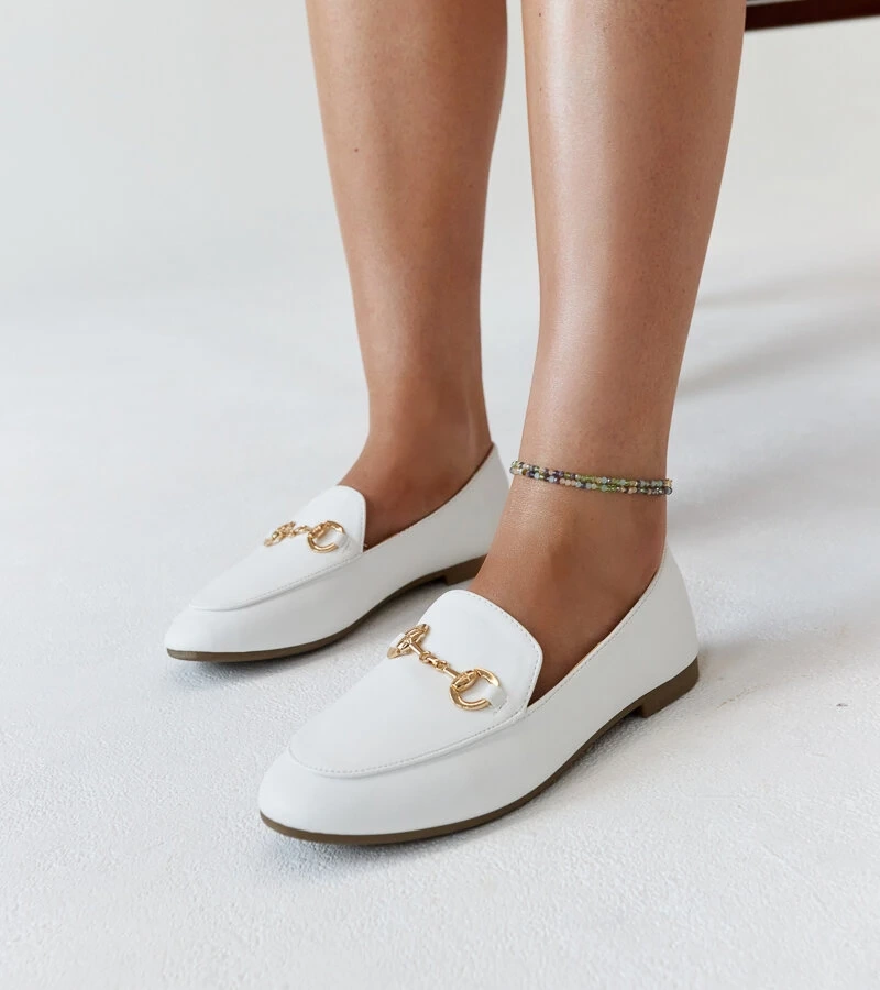 Erminia csatos fehér mokaszin