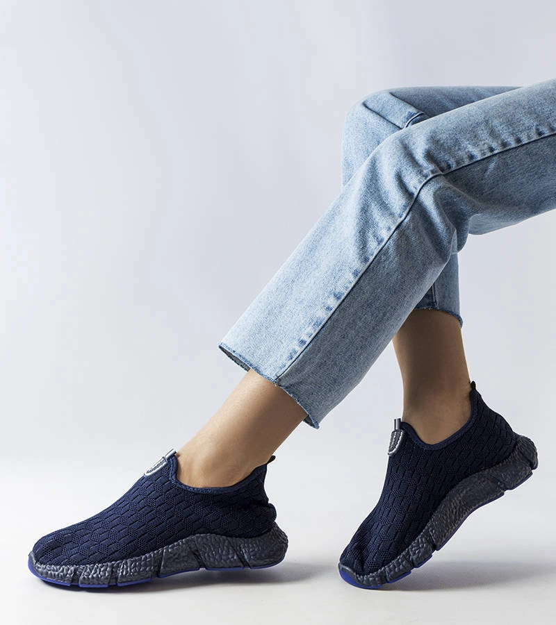Sötétkék sportos slip-on tornacipők Obenor