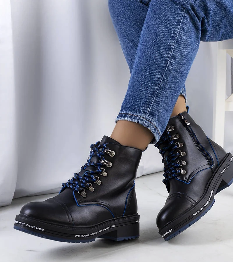 Fekete női bokacsizma Cervia