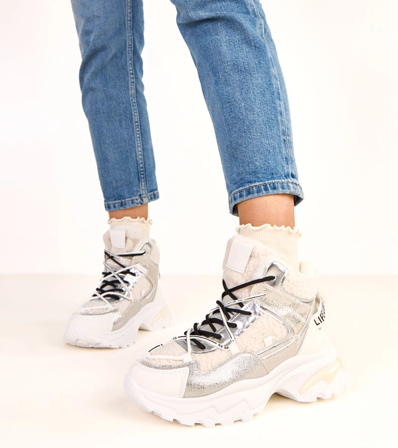 Fehér fűzős szőrös Perry sportcipő