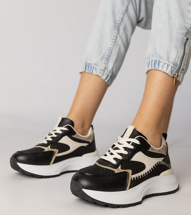 Berlisa fonott betétes fekete sportcipő