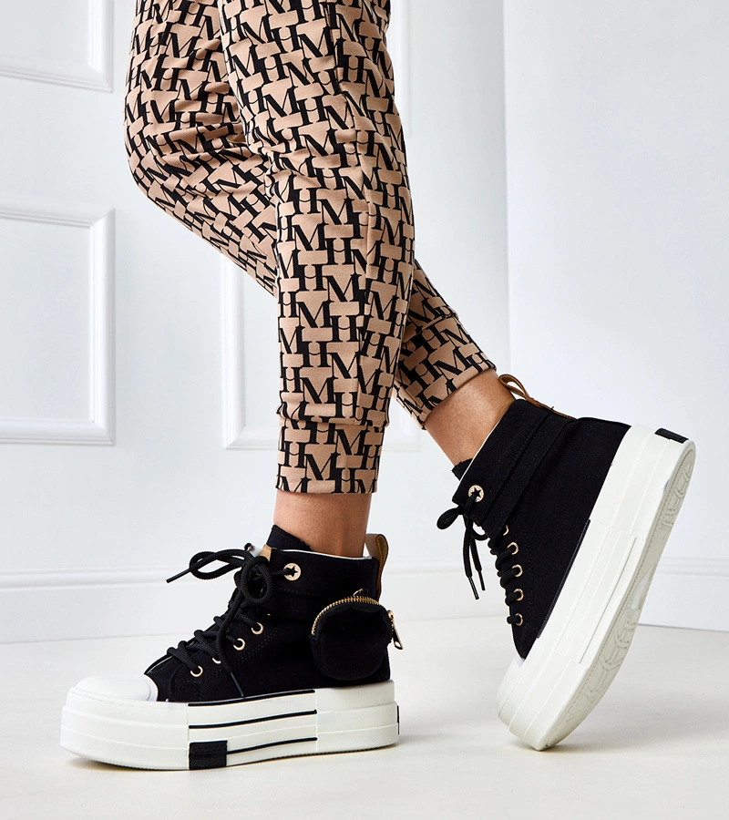 Fekete magas talpú tornacipő táskával Yaren