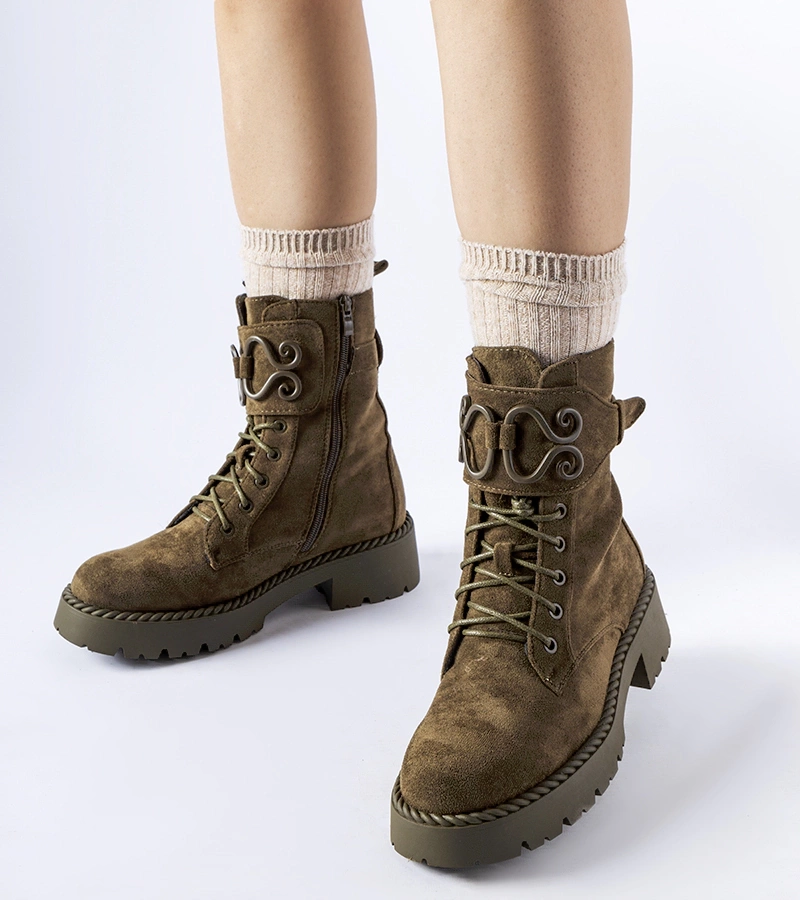 Sötétzöld díszes munkás csizma öko-bőrből Castore