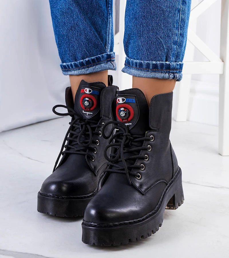 Fekete női bokacsizma Ranco