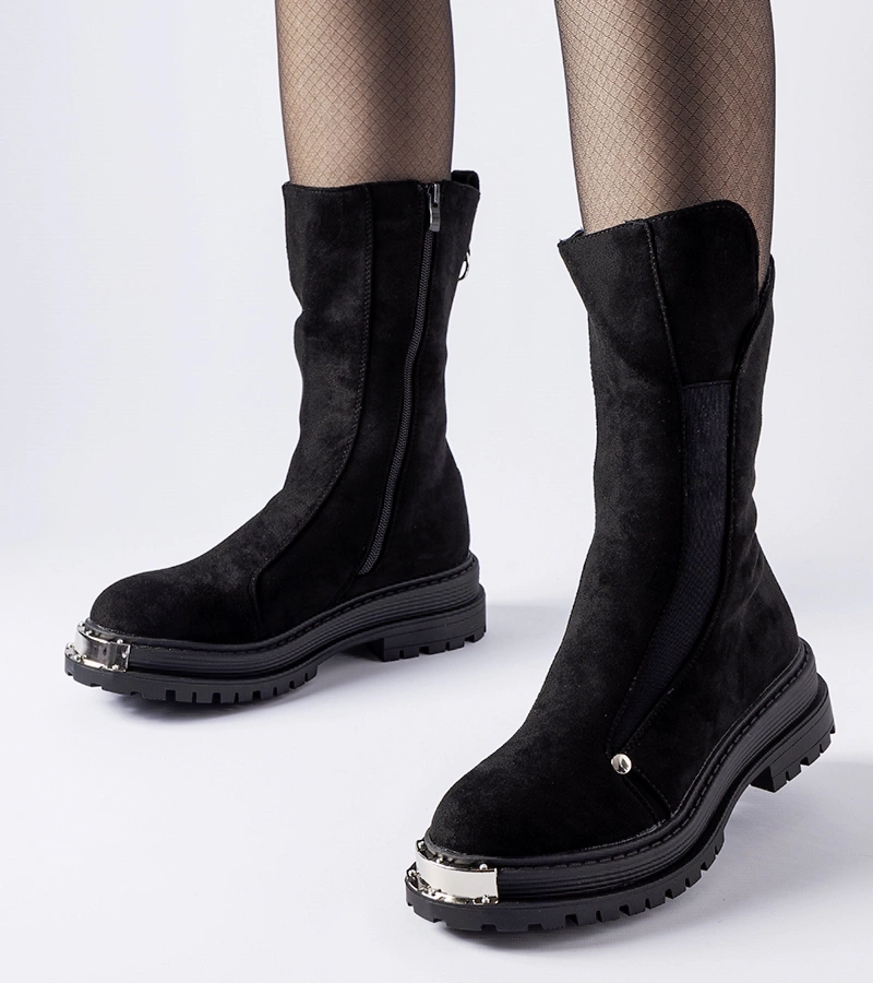 Fekete bélelt bokacsizma díszes orr Bologna