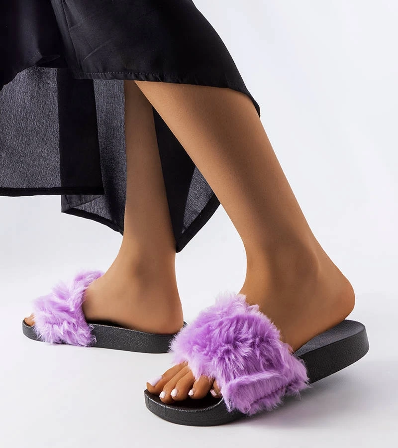 Lila bolyhos papucsok Genevre