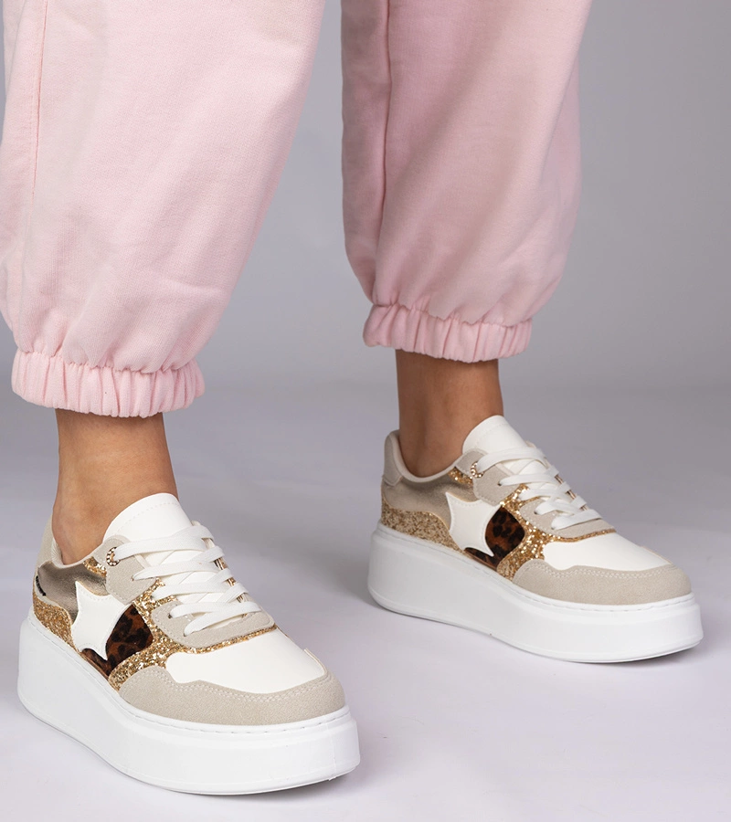 Bertula csillogó, állatmintás, párducmintás tornacipők