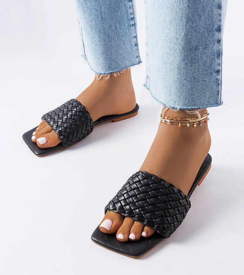 Fekete fonott papucs Goldleaf