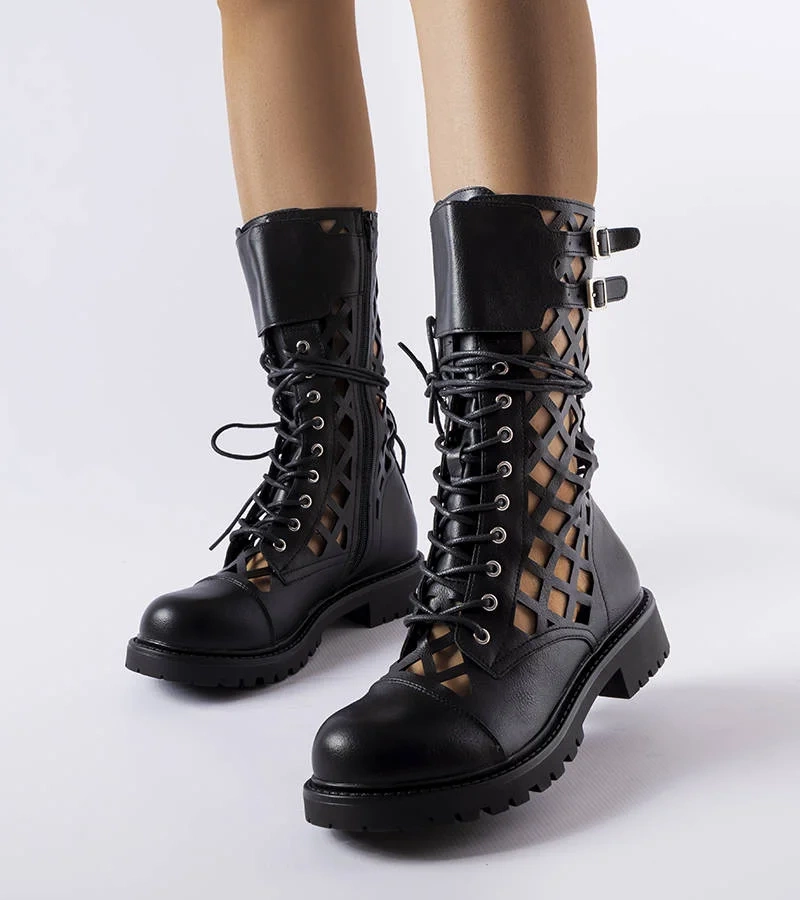 Fekete csipkés bokacsizma Minks