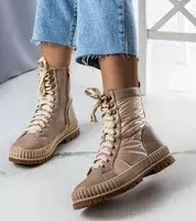 Aranyszínű || Bézs