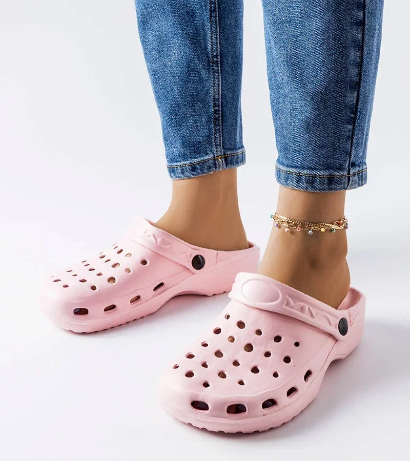 Rózsaszín habos papucs z zatart orr Kleist