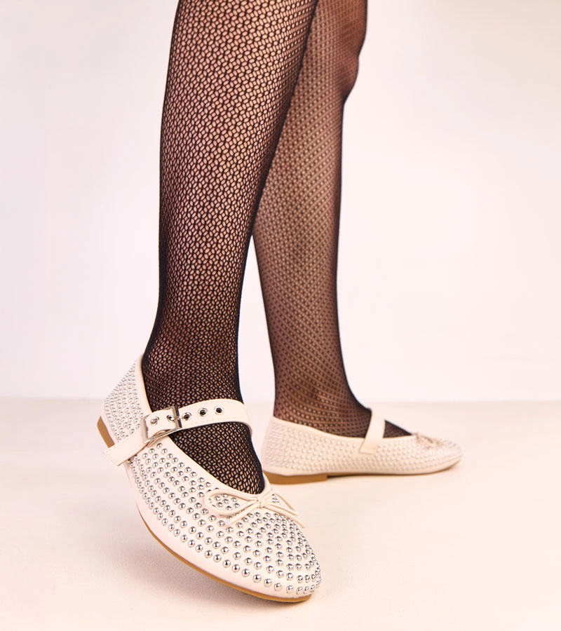 Bézs szegecses masnis Mylie balerinacipő