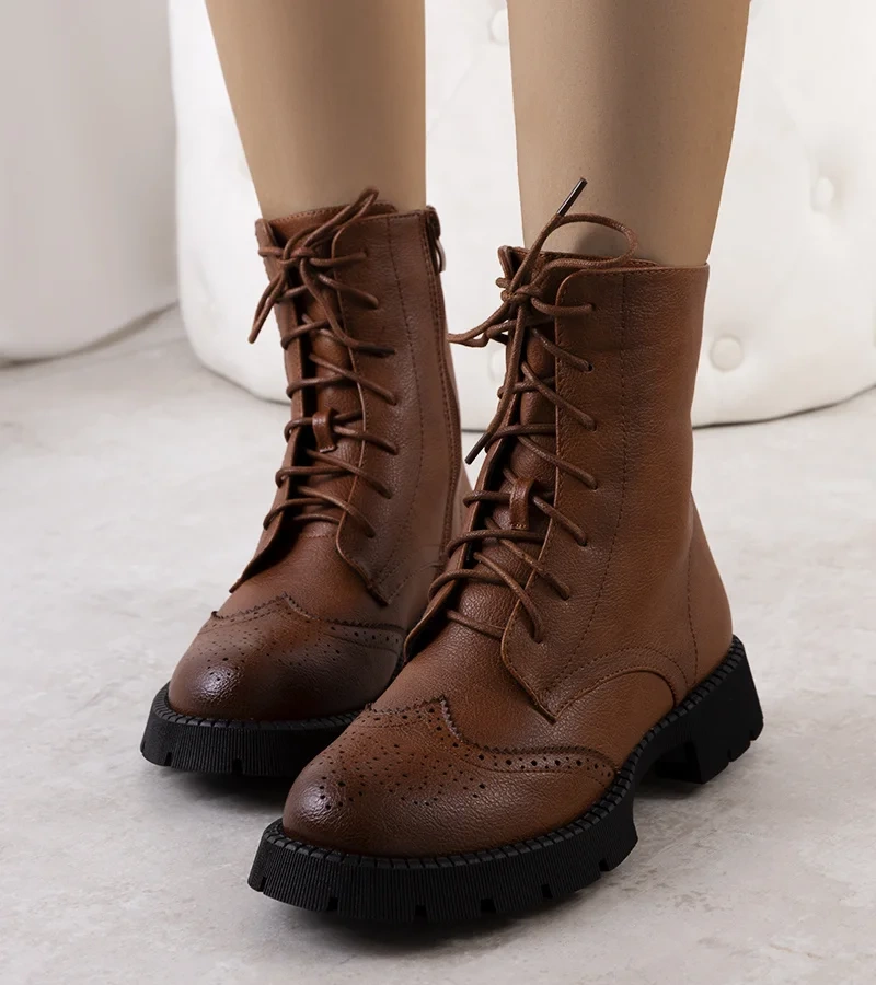 Barna női trapper cipő Idalia