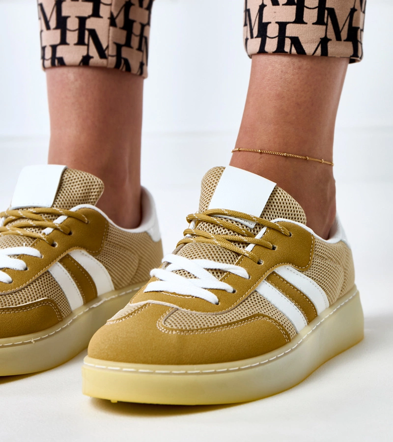 Sárga hálós tornacipő fehér betéttel Weka