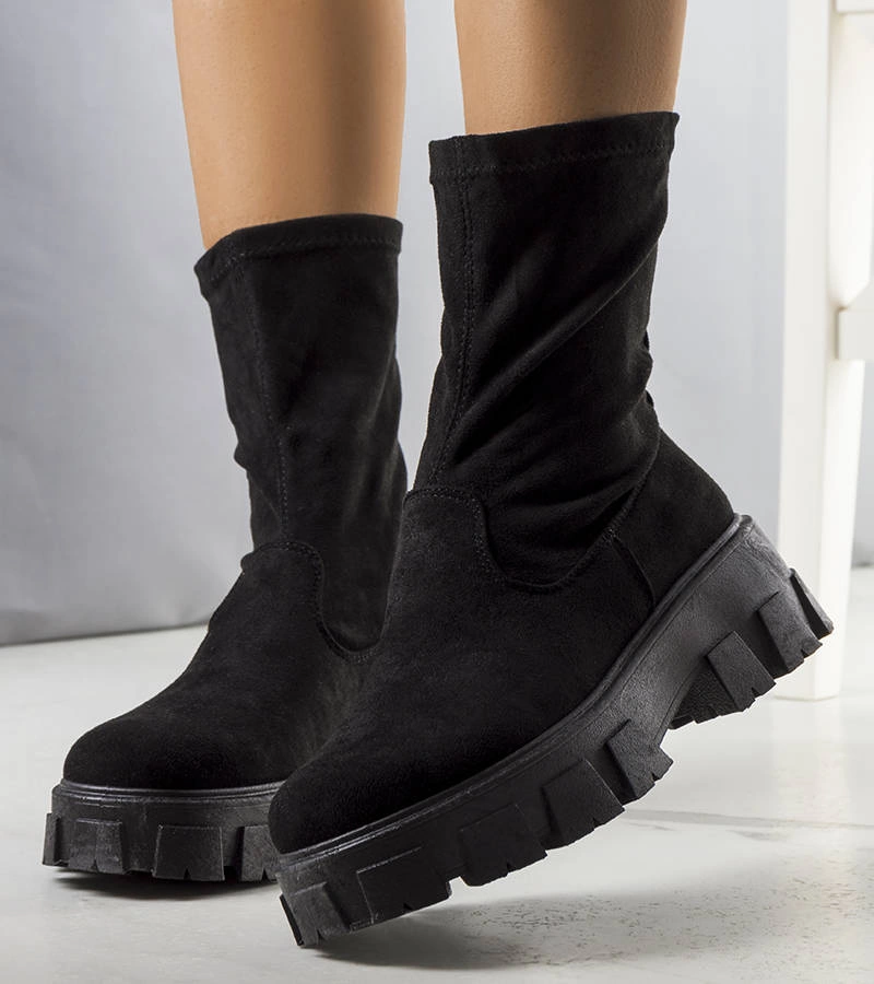 Fekete női bokacsizma Makayla