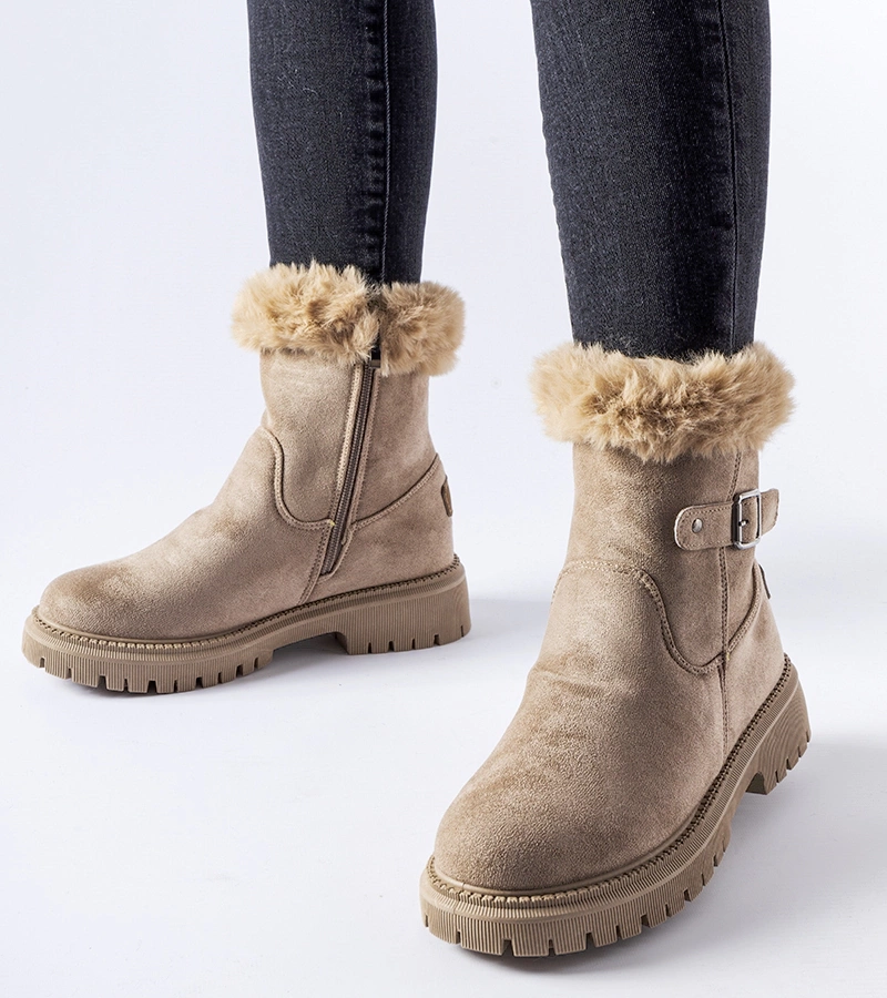 Odetta melegített bézs bokacsizma szőrmével