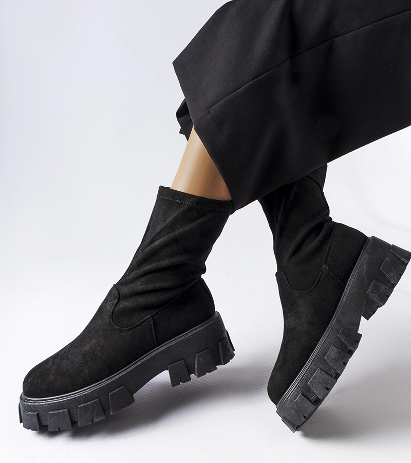 Fekete zoknis bokacsizma Pancrazio