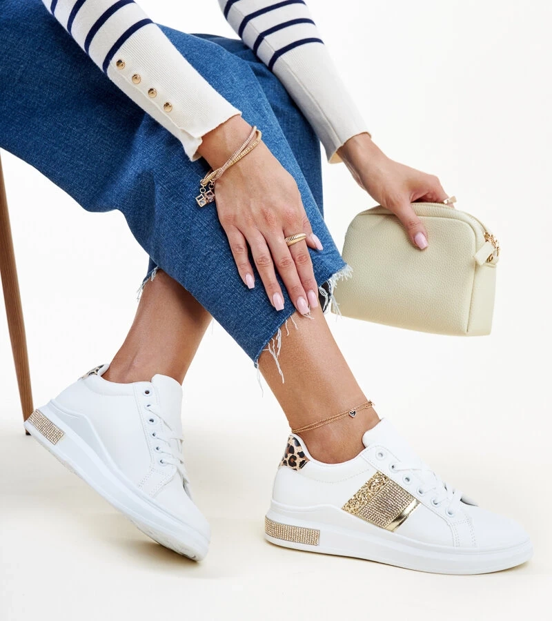 Giulia cirkónia díszítésű fehér-arany tornacipő