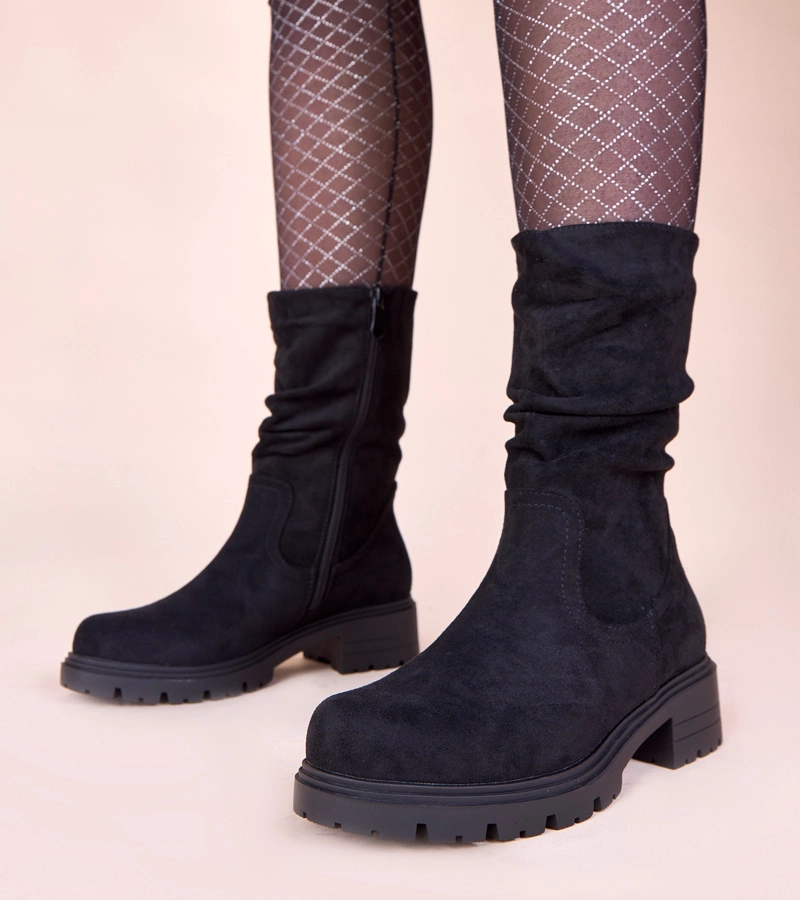 Fekete platformos bokacsizma ráncolással Malha