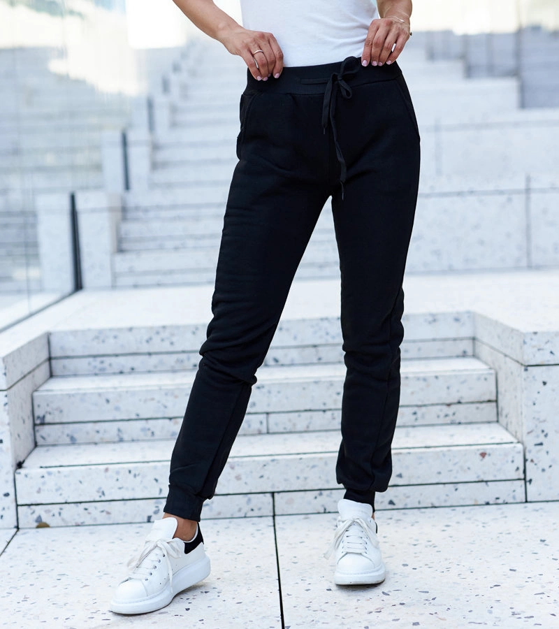 Fekete női melegítőnadrág Elvia