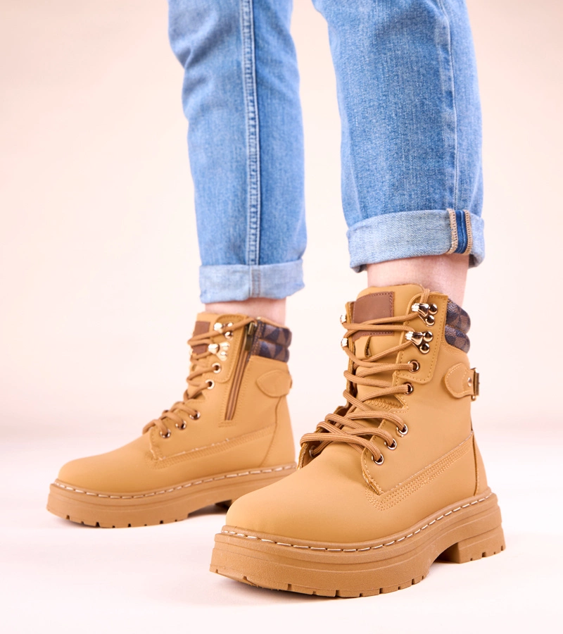 Barna, bélelt, matt műbőr bakancs Selio