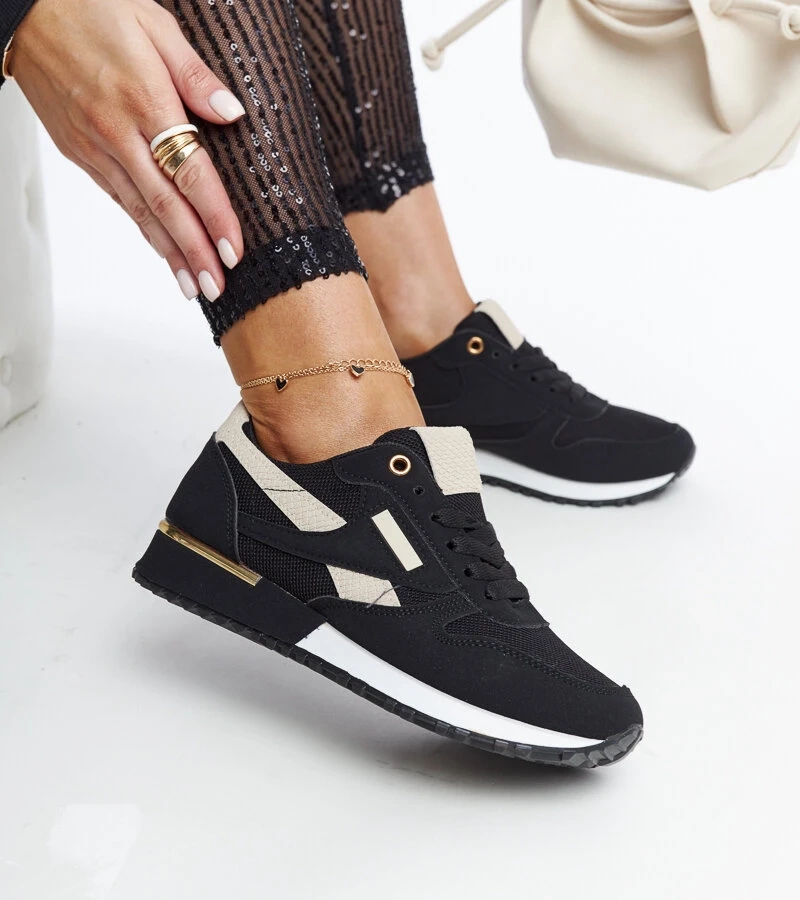 Rosilda platformos fekete tornacipő