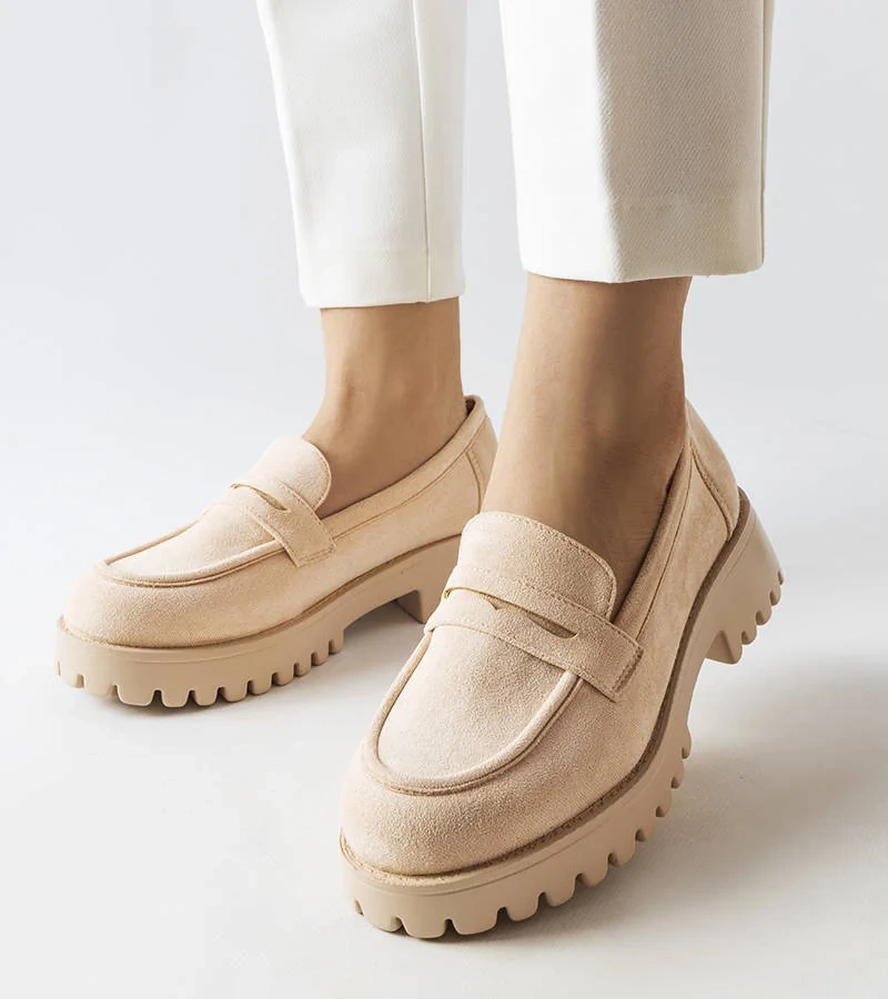 Dina bézs műszálas szövetből készült félcipők