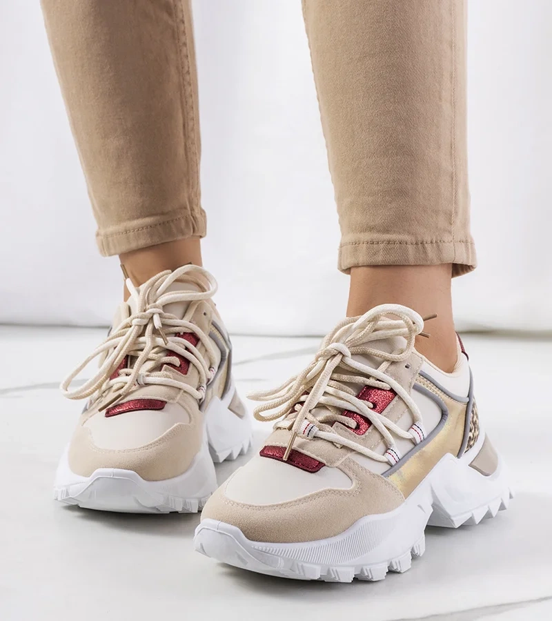 Amarillo bézs szabadidőcipők