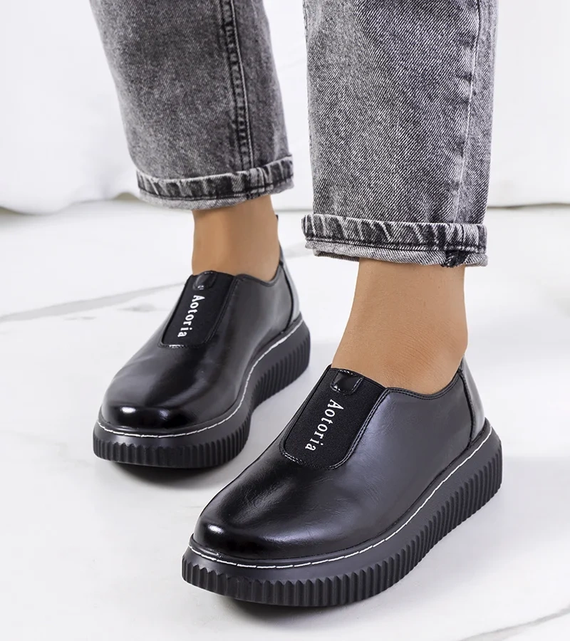 Siddons fekete platformos félcipők