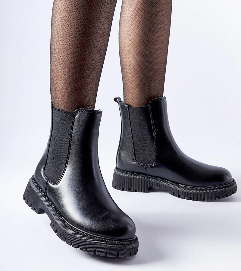 Fekete bélelt klasszikus csizma Noas