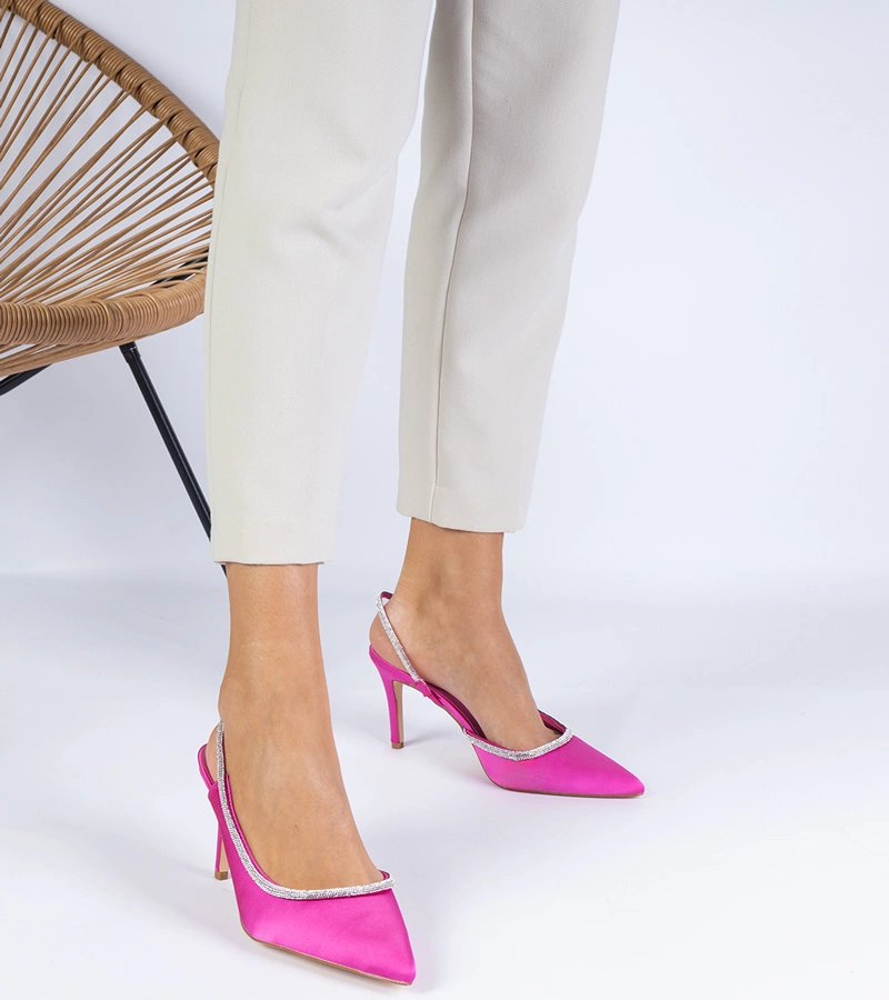 Rózsaszín szatén köves nyitott sarkú cipő Mrozzi