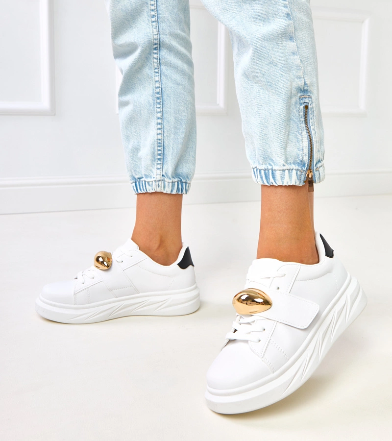 Arany részletes, platformos fehér tornacipő Melania