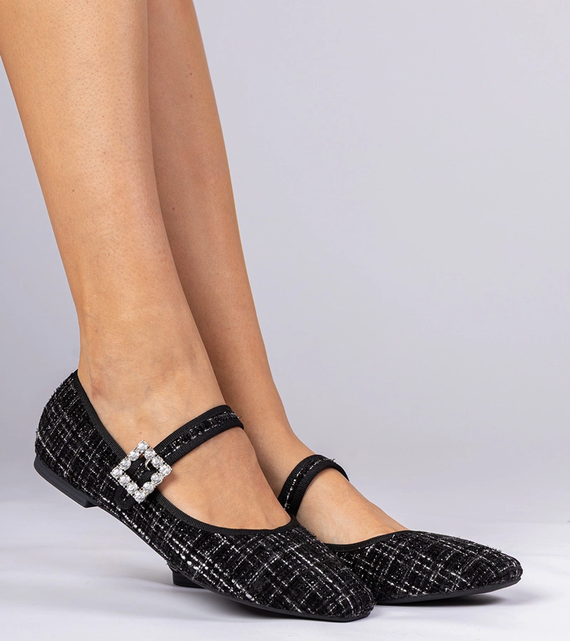 Fekete női balerinacipő csattal és kristályokkal Piona