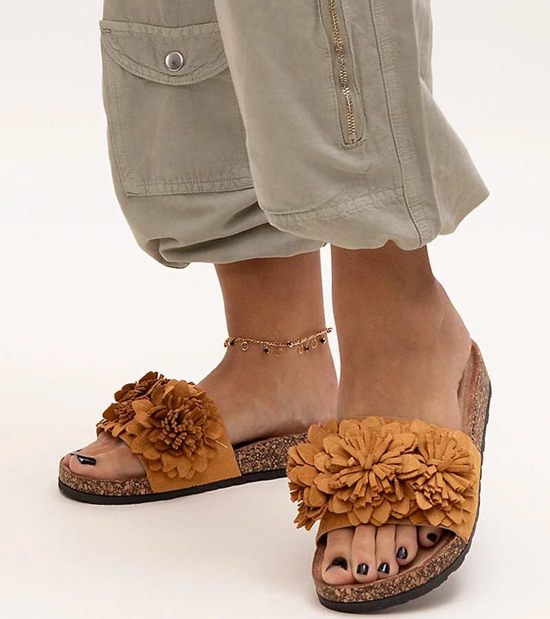 Virágos papucsok Almida parafa talppal