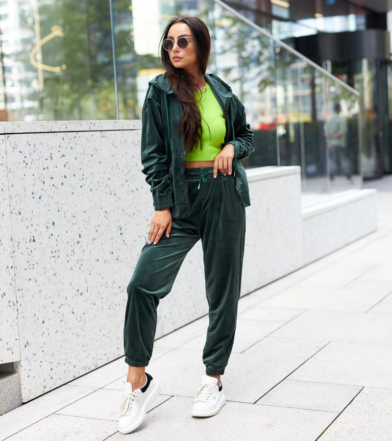 Zöld bársony melegítő szett Miguel