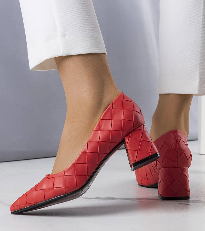 Piros magas sarkú cipő Migne