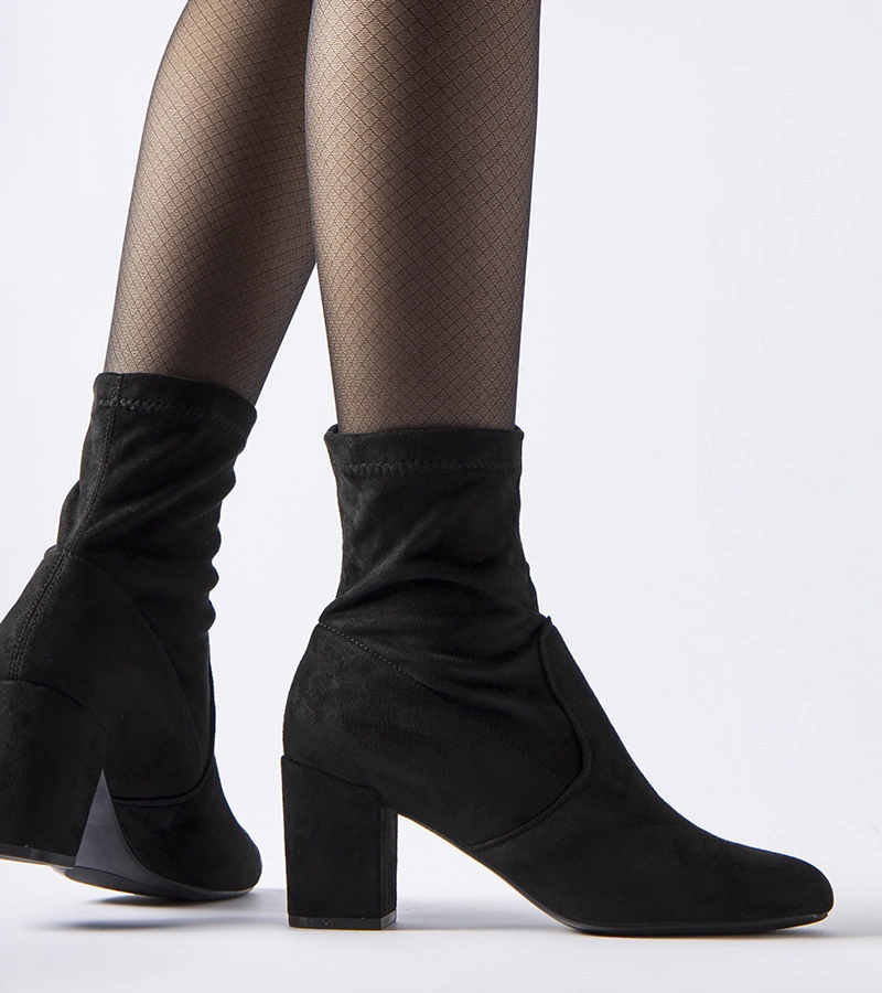 Fekete csúszósarokkal ellátott Lexington bokacsizma