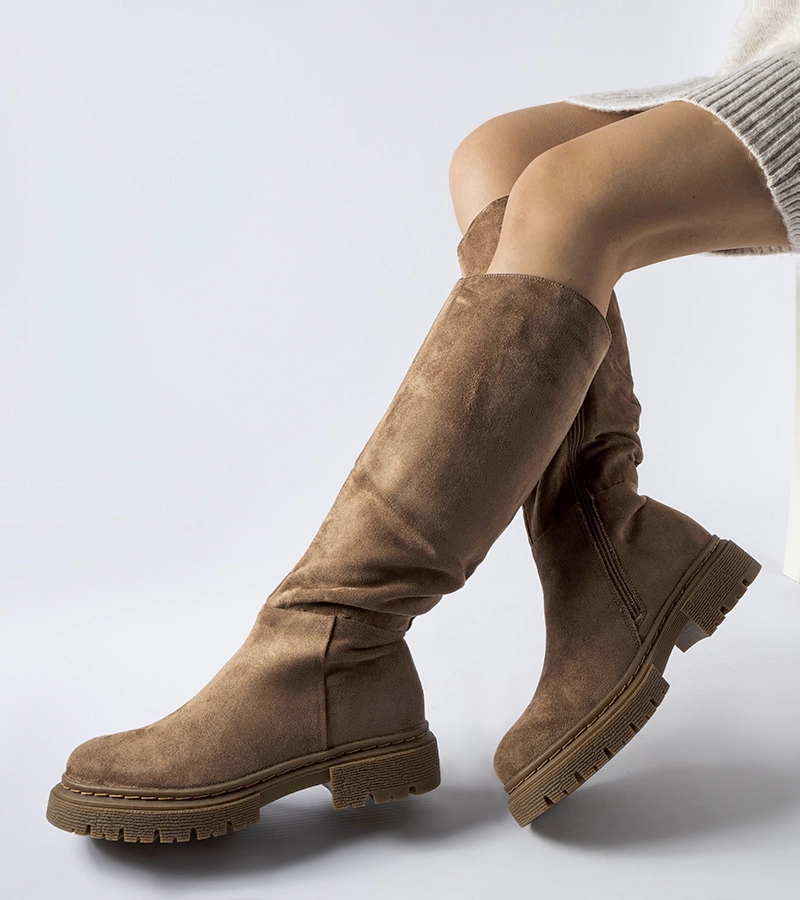 Barna bélelt lapos csizma Millbrook