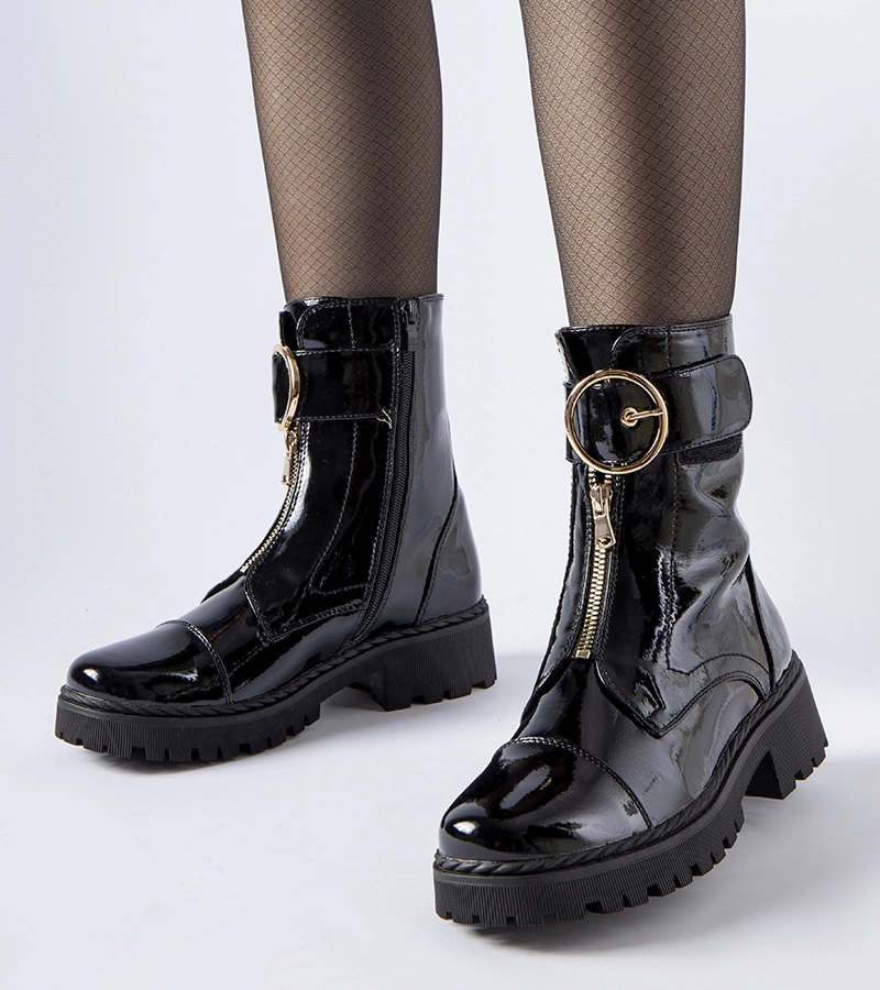 Fekete fényesített béléssel ellátott Classe hótaposók