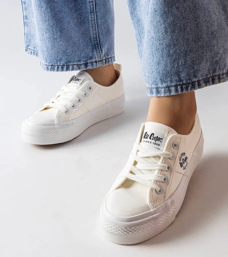 Fehér Lee Cooper LCW-22-31-0837L tornacipők