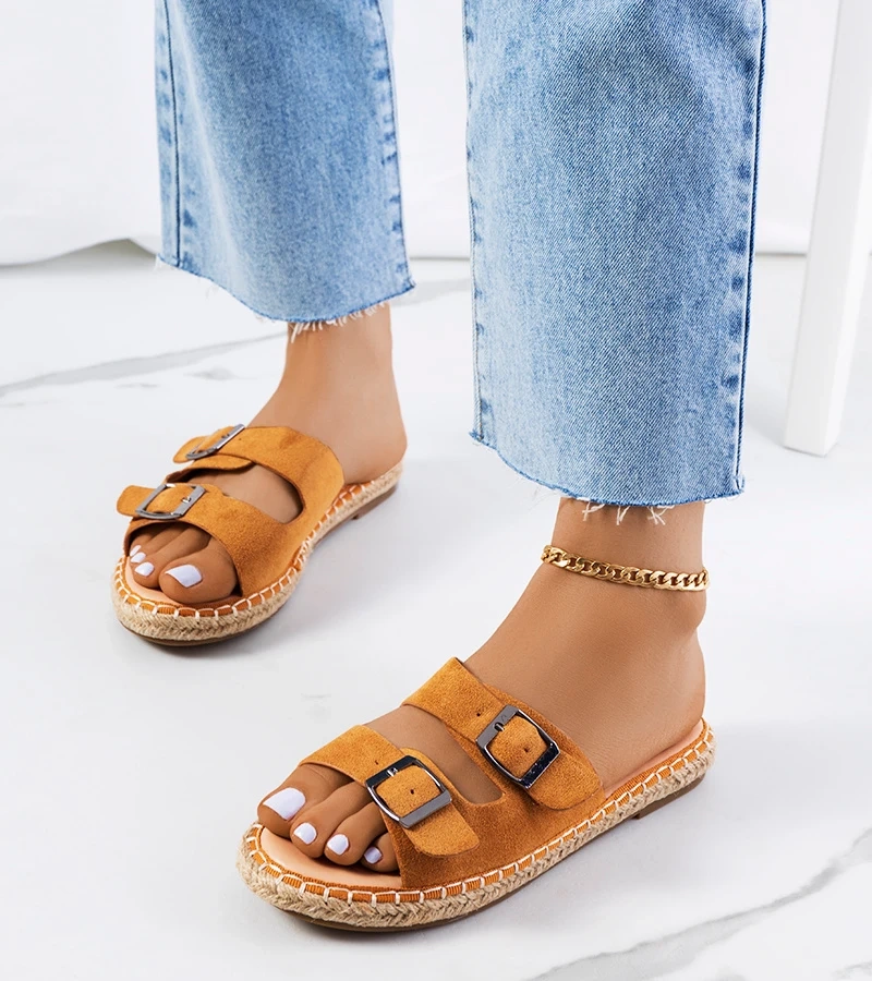 Barna női papucs Finnan