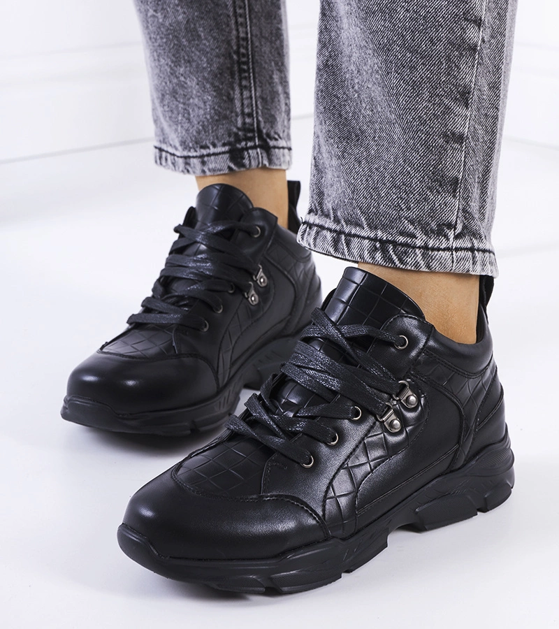 Fekete vastag talpú Chiphury tornacipők