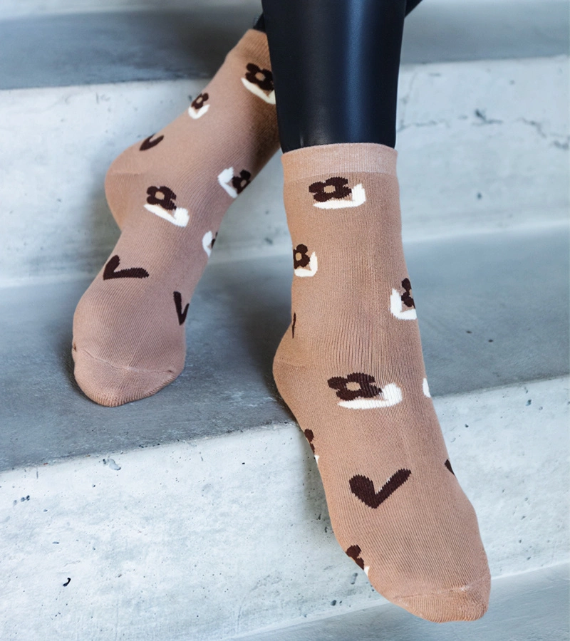 Fekete-fehér meleg zoknik Sella