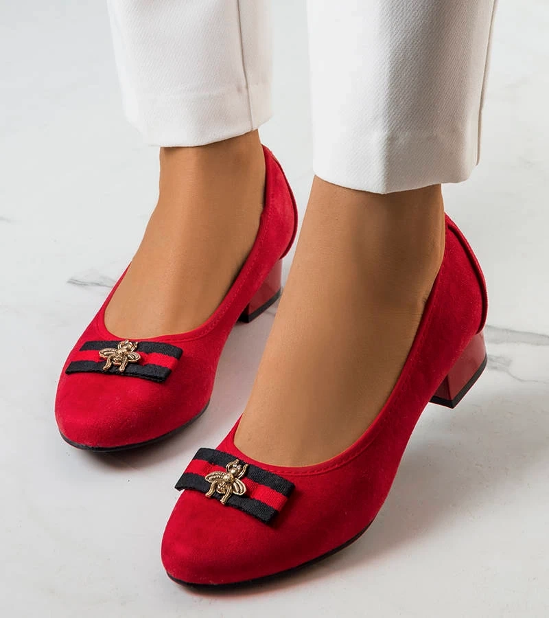 Vijver piros cipők masnival