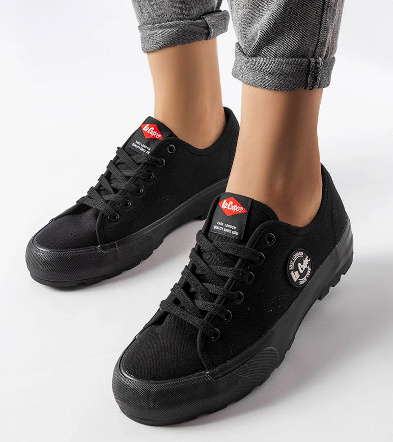 Fekete Lee Cooper LCW-23-44-1652L tornacipők